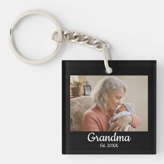 Simple Script Grandma Est.Photo Year Black Sleutelhanger (Voorkant)