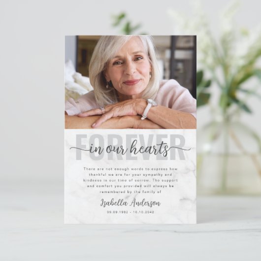 Simple Script Photo Funeral Bedankkaart (Staand voorkant)