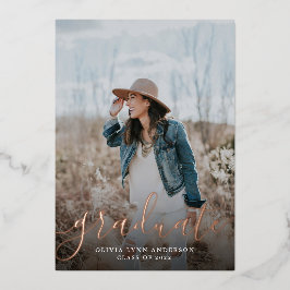 Simple Script Rose Gold Graduation Announcement Folie Uitnodiging