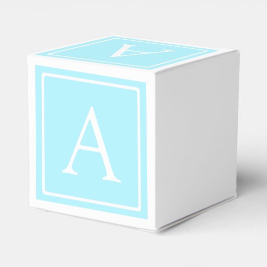 Simple Sky Blue Monogram Bedankdoosjes (Achterkant)