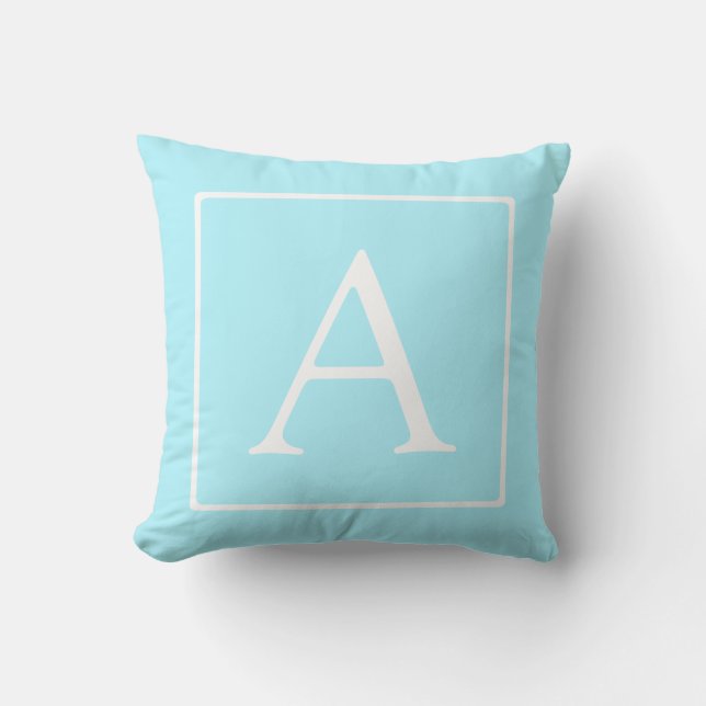 Simple Sky Blue Monogram Kussen (Voorkant)