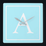 Simple Sky Blue Monogram Vierkante Klok<br><div class="desc">Bedankt voor je aankoop.</div>