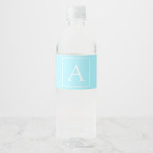 Simple Sky Blue Monogram Waterfles Etiket (Voorkant)