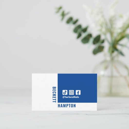 Simple Social Media QR Code Blauw Visitekaartje (Staand voorkant)