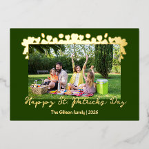 Simple St patricks day Shamrocks family photo