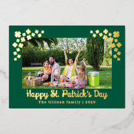 Simple St patricks day Shamrocks family photo Folie Feestdagenkaart