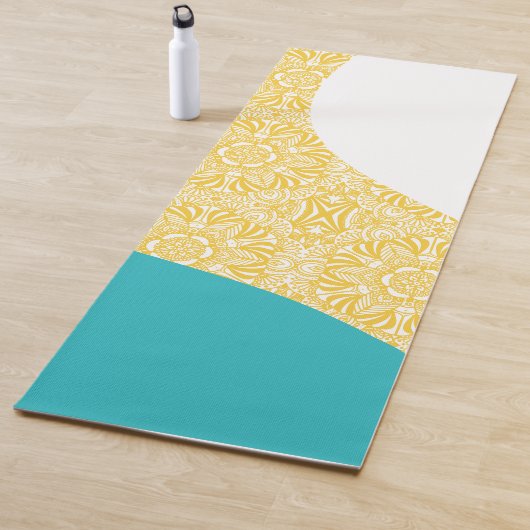 Simple Waves - Bloemenpatroon Turquoise en Geel Yogamat (In situ)