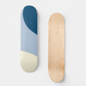 Simple Waves - Donkerblauw, Lichtblauw en Crème Persoonlijk Skateboard (Voorkant)