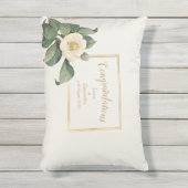 Simple White Floral Illustration | Weddenschap Gif Buitenkussen (Voorkant (verticaal))