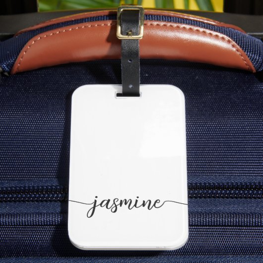 Simple White Girly Monogram Name Script Bagagelabel (Voorkant Insitu 2)