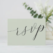 SimpleSage Green Calligraphy Wedding RSVP Kaartje (Staand voorkant)