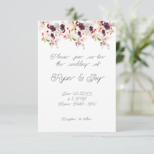 Simplistic roze/perzik bloemige bruiloft uitnodigi kaart (Staand voorkant)