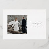 Simplistic zwart-wit foto de datum opslaan folie uitnodiging (Achterkant)