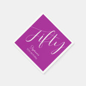 Simply Modern Script Donkerroze 50ste verjaardag Servet (Hoek)