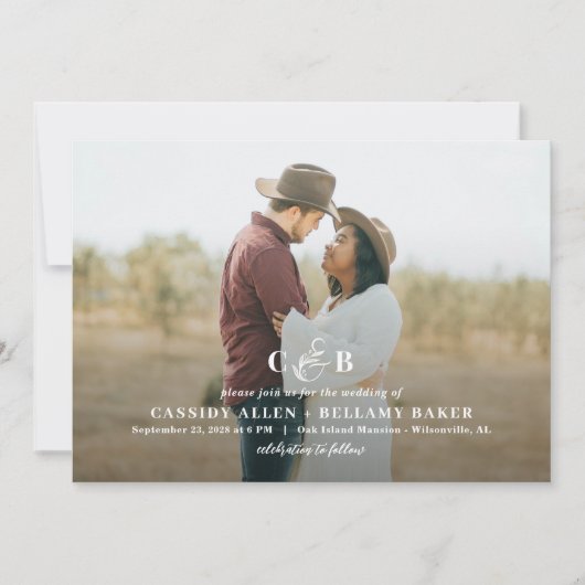 Simply Splendid Monogram Foto Bruiloft uitnodiging (Voorkant)