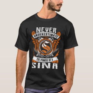 SINA - Onderschat nooit gepersonaliseerd T-shirt