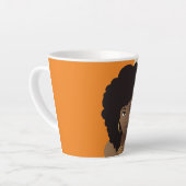 Sinaasappel & Beige, Natuurlijke Haarschoonheid me Latte Mok (Linkerhoek)