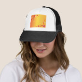 Sinaasappel Bloemen Trucker Pet (In situ)