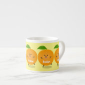 Sinaasappel citrusvruchten die met klauterdansen espresso kop (Voorkant rechts)