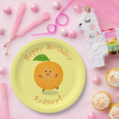 Sinaasappel citrusvruchten die met klauterdansen papieren bordje (Feest)