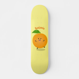 Sinaasappel citrusvruchten die met klauterdansen persoonlijk skateboard