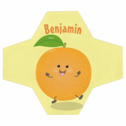 Sinaasappel citrusvruchten die met klauterdansen voetbal (Enkel)