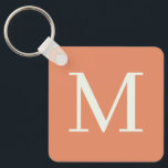 Sinaasappel Custom monogrammed Sleutelhanger<br><div class="desc">Oranje aangepaste Monogrammed sleutelhangers voor uw stijlvolle keuze. Pas het nu aan; klik op de knop Aanpassen om uw initiaal toe te voegen.</div>