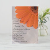 Sinaasappel Daisy and White Satin Vrijgezellenfees Kaart (Staand voorkant)