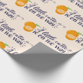 Sinaasappel een beetje cutie Baby shower inpakpapi Cadeaupapier (Hoek)