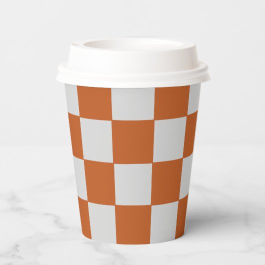 Sinaasappel en grijs geruite papieren beker (Achterkant)