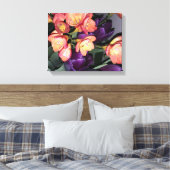Sinaasappel en paarse bloemen canvas afdruk (Insitu (Slaapkamer))
