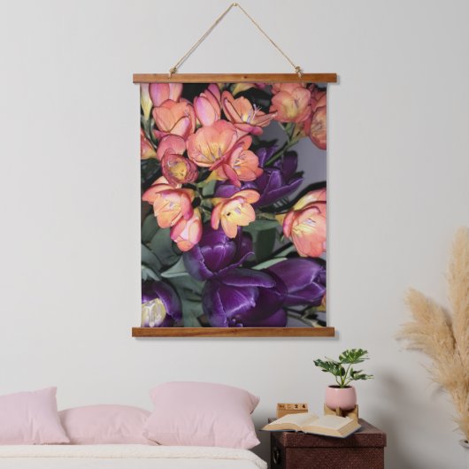 Sinaasappel en paarse bloemen hangend wandkleed (Slaapkamer)