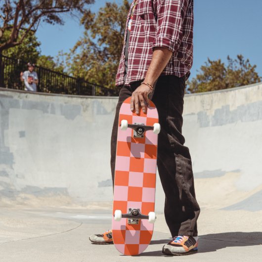 Sinaasappel en Roze Checkerboard Patroon Persoonlijk Skateboard (Buiten 2)