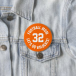 Sinaasappel en Wit Football Moeder Jersey Nummer Ronde Button 7,6 Cm<br><div class="desc">Vrolijk op je favoriete sportteam, football speler of show gewoon je schooltrots met een aangepaste gepersonaliseerde spirit knop! Voeg je schoolnaam toe of personaliseer met de naam van een speler en een jersey-nummer. Perfect voor football, basketbal, honkbal en voetbalwedstrijden! Creëer custom pinnen voor het hele team, cheerleaders, ouders en broers...</div>