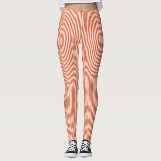 sinaasappel en wit gestreepte Leggings (Voorkant)