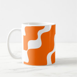 Sinaasappel en witte schuine golven patroon koffiemok