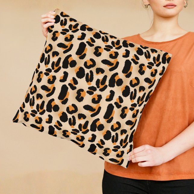 Sinaasappel en zwart Leopard Print Sierkussen (Orange and Black Animal Leopard Print Throw Pillow)