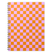 Sinaasappel + Roze Checkered-schaakbordpatroon Notitieboek (Voorkant)