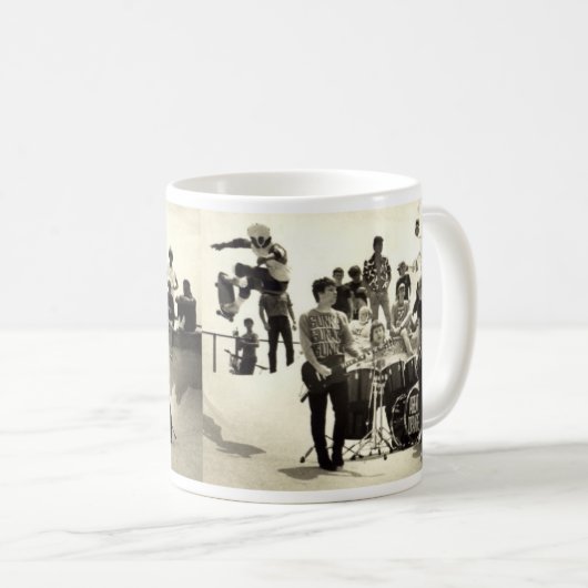 Sinaasappel "SkateVision"-koffie Mok van agent (Voorkant rechts)