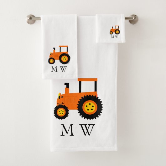 Sinaasappel Tractor Ontwerp Monogram Bad Handdoek (Insitu)