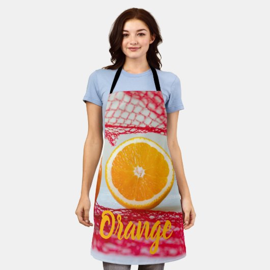 Sinaasappel voor vegan en vegeatrisch schort (Gedragen)