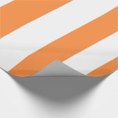 Sinaasappel wit gestript eenvoudig modern cadeaupapier (Hoek)