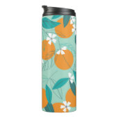 Sinaasappels in bladeren bloeien. illustratie thermosbeker (Geroteerd rechts)