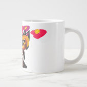 Sinaaspoes herstelt grote koffiekop (Rechts)