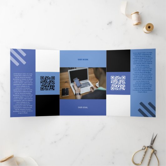 Sind Blue Tone Squared off Qr Codes Drieluik Kaart (Binnen)