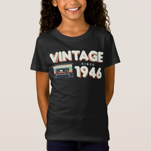  sinds 1946 Nostalgische &  muziek Geboorte T-shirt (Voorkant)