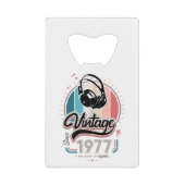  sinds 1977 Hoofdtelefoon Creditkaart Flessenopener (Voorkant)