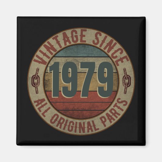  SINDS 1979 ALLE OORSPRONKELIJKE ONDERDELEN. MAGNEET (Voorkant)