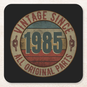 SINDS 1985 ALLE OORSPRONKELIJKE ONDERDELEN. KARTONNEN ONDERZETTERS