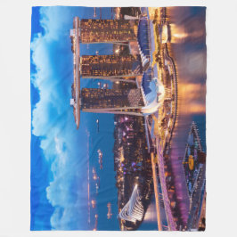 Singapore Fleece Blanket